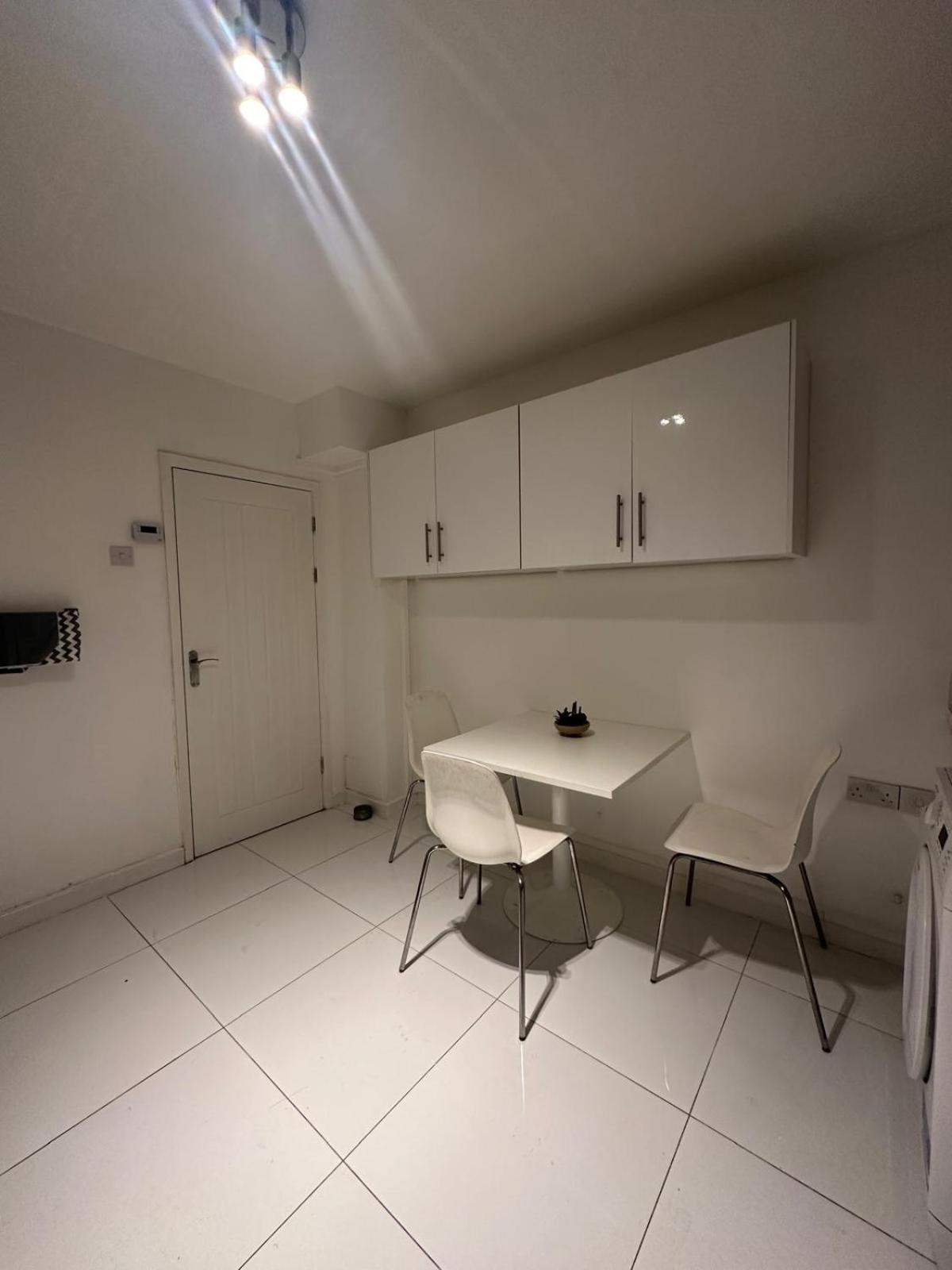 Stunning 3bedroom Flat In Bethnal Green- 3mins Away From Underground Station Appartement