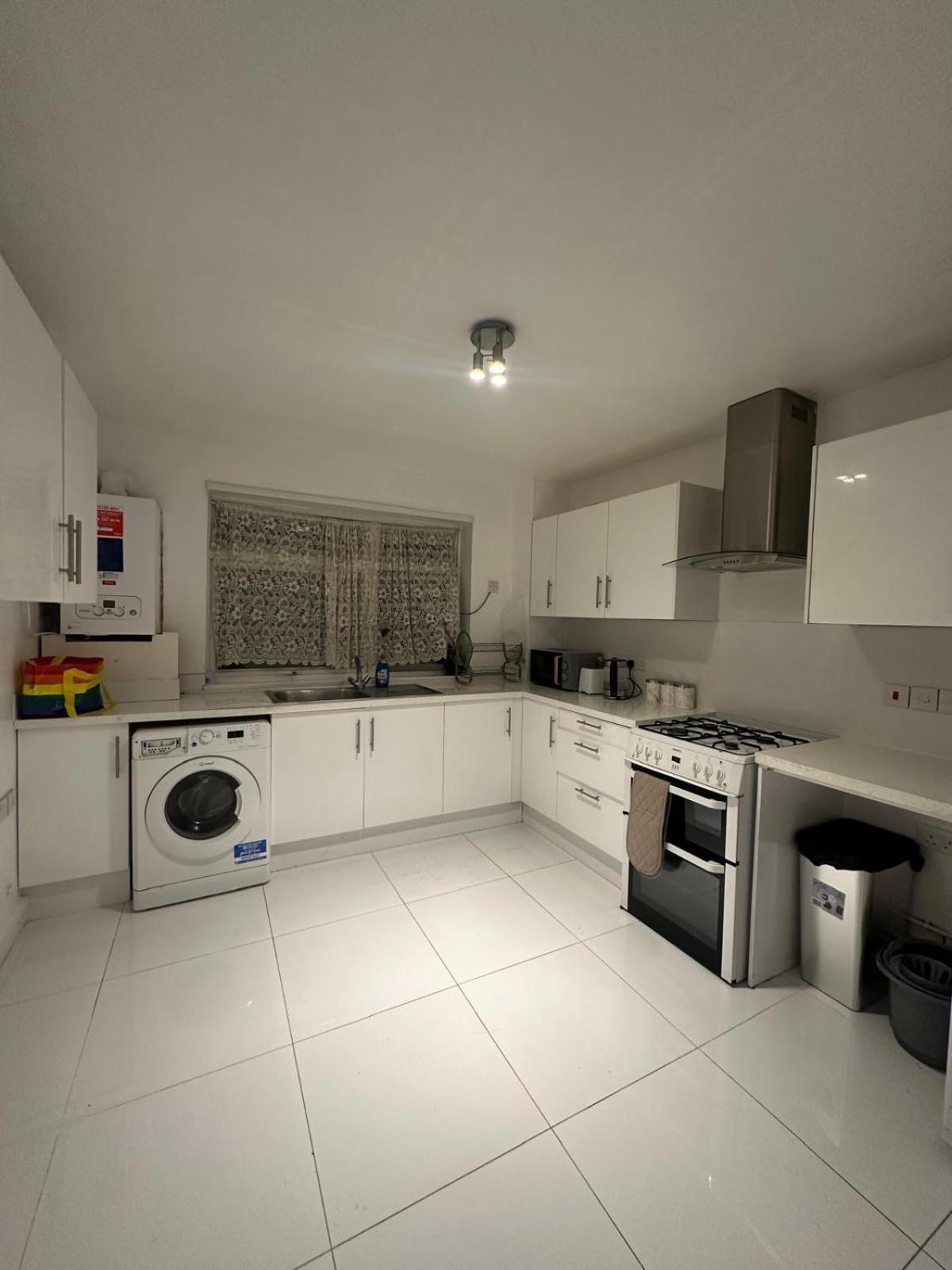 Stunning 3bedroom Flat In Bethnal Green- 3mins Away From Underground Station Appartement *